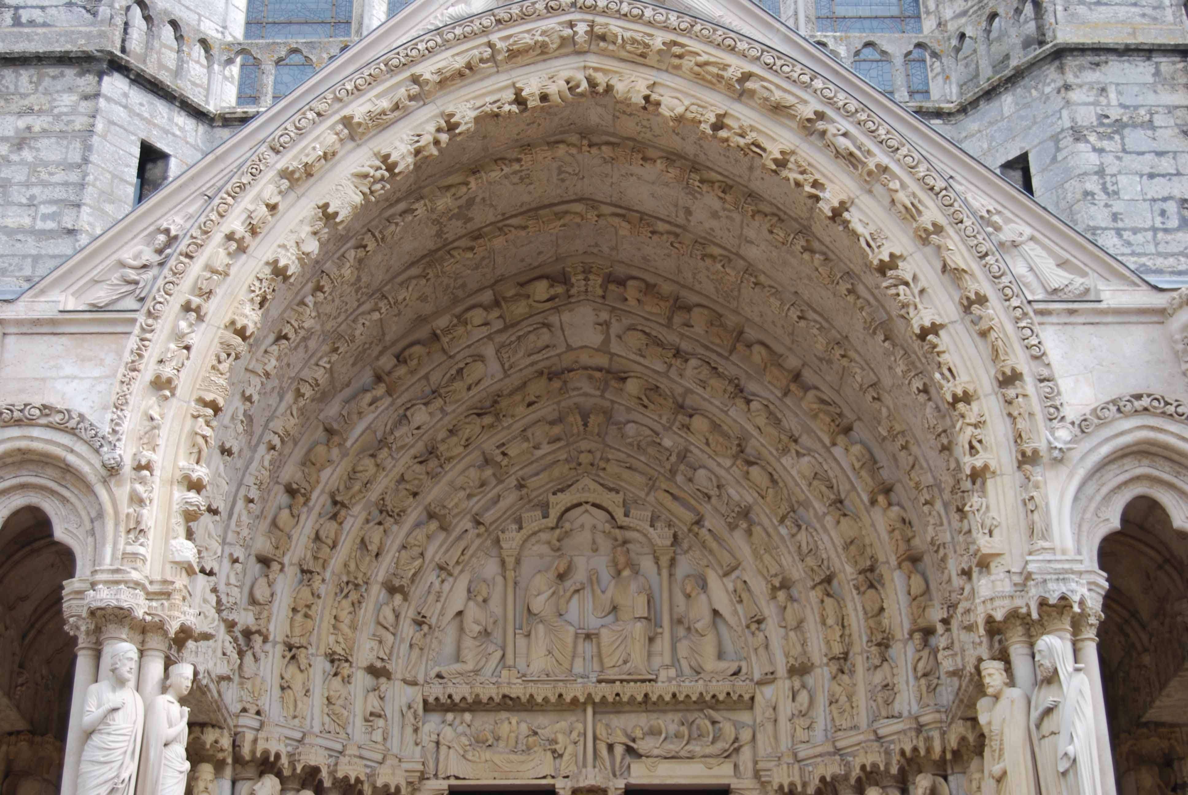 Chartres: Arte, espiritualidad y esoterismo. - Blogs de Francia - De la Basílica a la Catedral Gótica. (11)